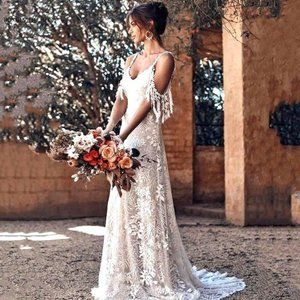 Country Lace Bridal Gown-Vintage Lace Wedding Dress